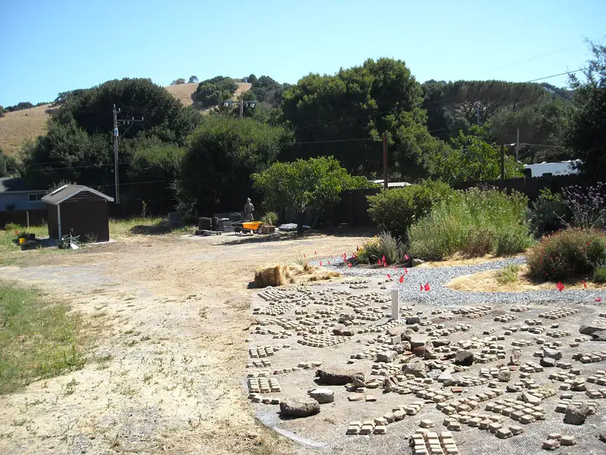 Home Ground Habitats - 2 - Chicken Wire and Rubble