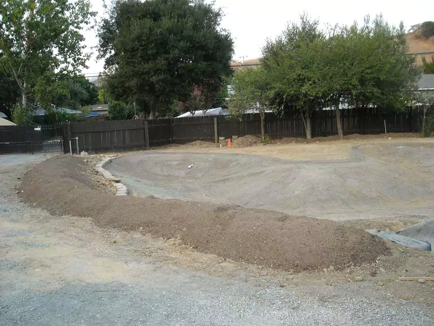 Home Ground Habitats - 7 Pond and berm Sep 2020